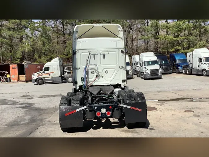 2021 Freightliner Cascadia