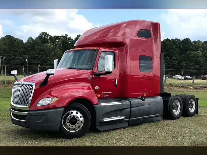 2022 INT LT625 6x4