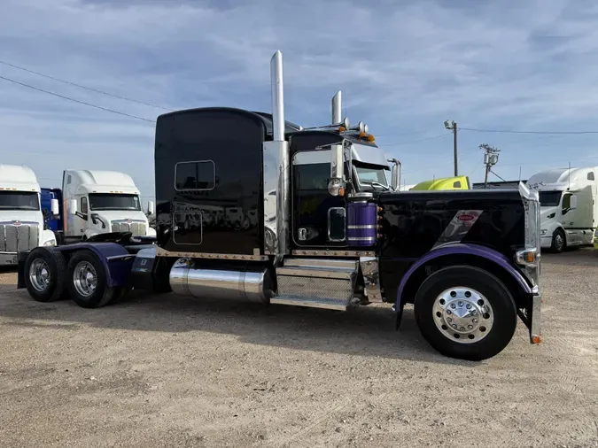 2024 Peterbilt 389