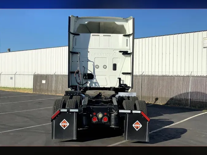 2021 INT LT625 6x4