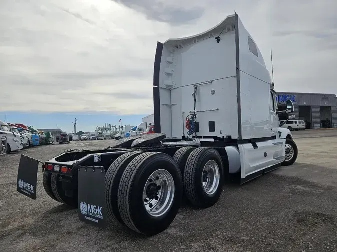 2023 PETERBILT 579