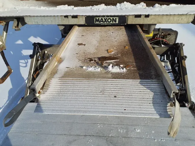 2017 NAVISTAR INTERNATIONAL 4300