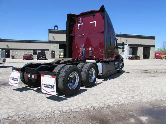 2021 Kenworth T680 Short Hood