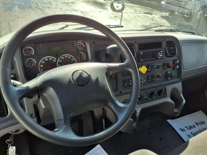 2019 FREIGHTLINER/MERCEDES M2 106