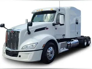 2022 Peterbilt 579