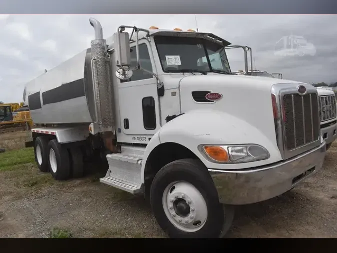 2013 PETERBILT 348