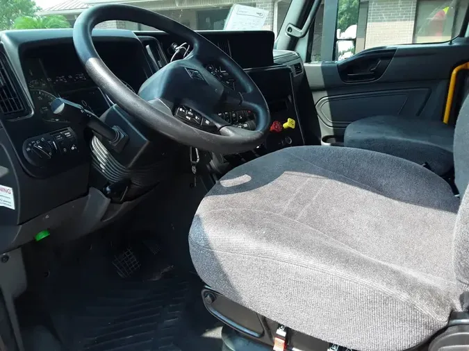 2022 NAVISTAR INTERNATIONAL LT625 SLPR CAB7c11fc20efeb87ebead89d70562f4c1d