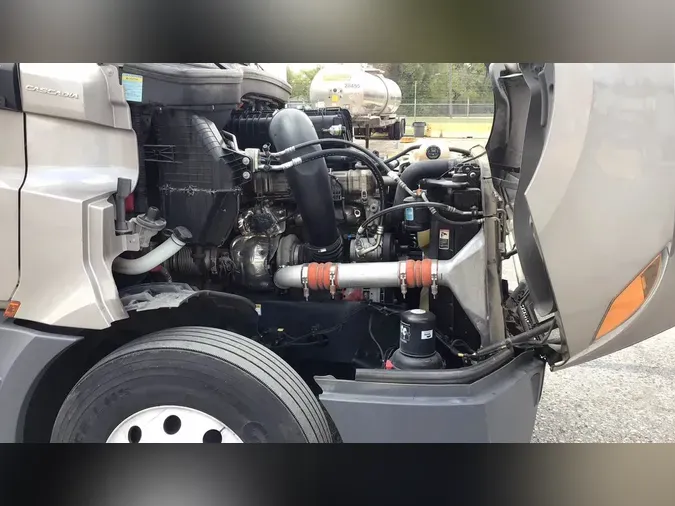 2024 Freightliner Cascadia 1267c151ec13eb32477fddb4218dfc7c9a5