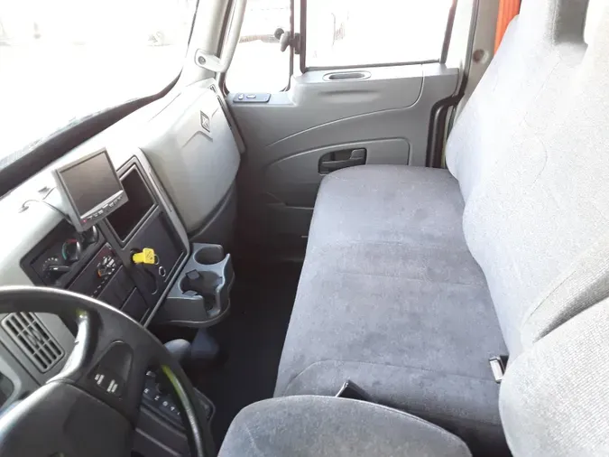 2019 NAVISTAR INTERNATIONAL 4300