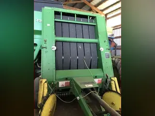 1991 John Deere 435