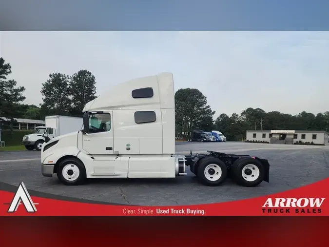 2020 VOLVO VNL760