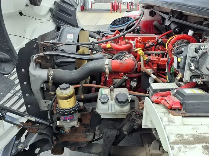 2019 FREIGHTLINER/MERCEDES M2 106