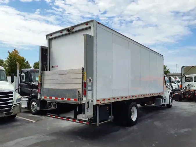 2020 FREIGHTLINER M2 106