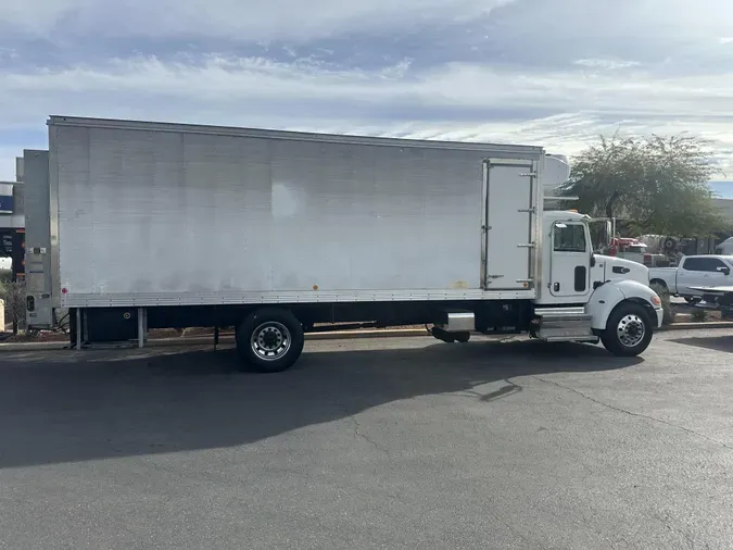 2018 Peterbilt 3377c272b1906b6482033b337647eec47aa