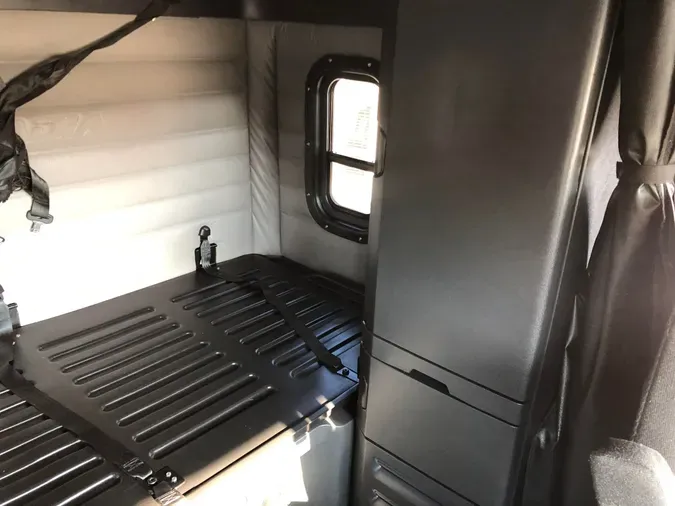 2019 FREIGHTLINER CASCADIA 126