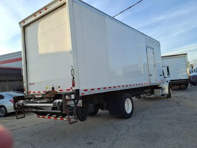 2016 FREIGHTLINER/MERCEDES M2 106