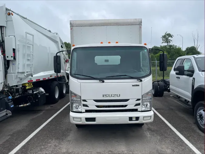 2022 Isuzu NPR-XD