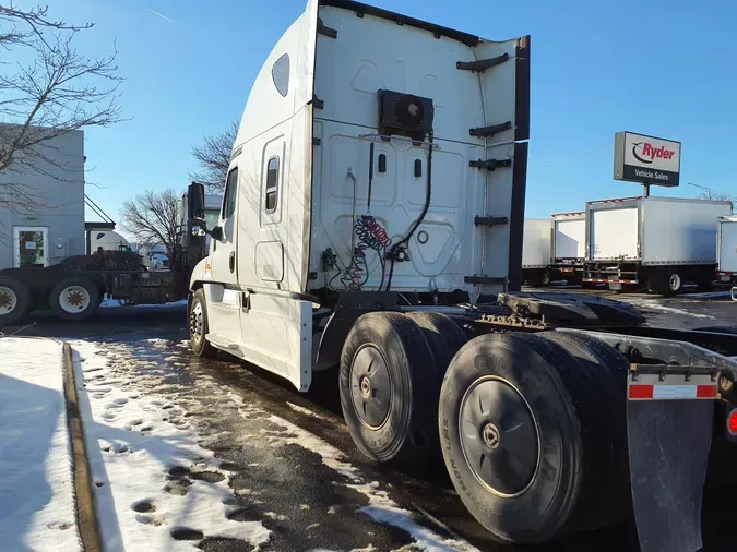 2019 FREIGHTLINER/MERCEDES CASCADIA 125