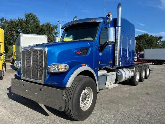 2022 Peterbilt 567