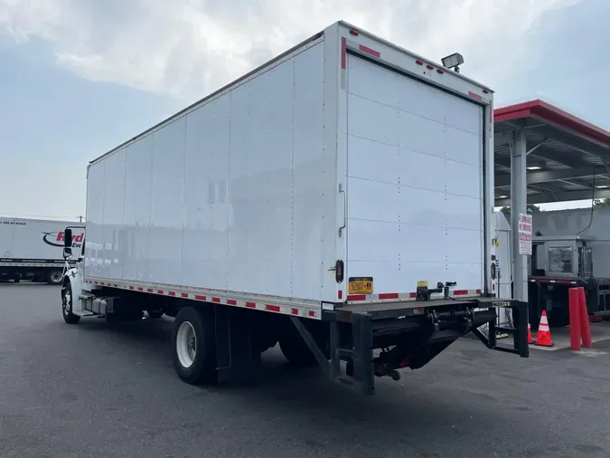 2019 FREIGHTLINER/MERCEDES M2 106