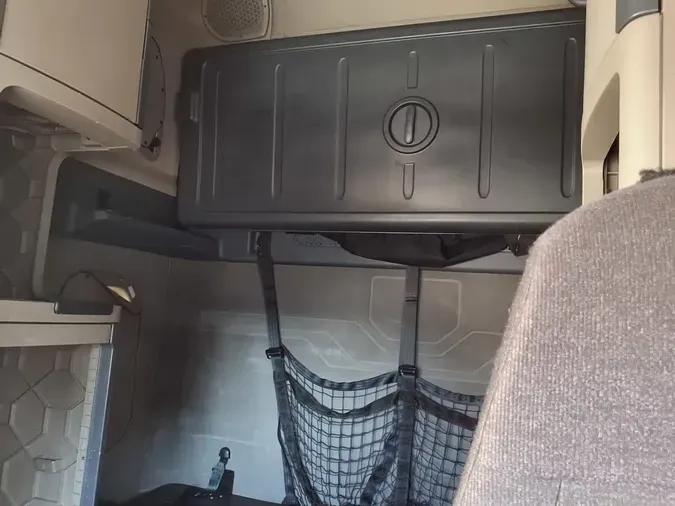 2019 FREIGHTLINER/MERCEDES CASCADIA 125