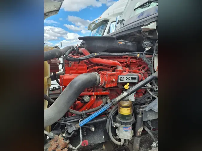 2019 NAVISTAR INTERNATIONAL LT625 SLPR CAB