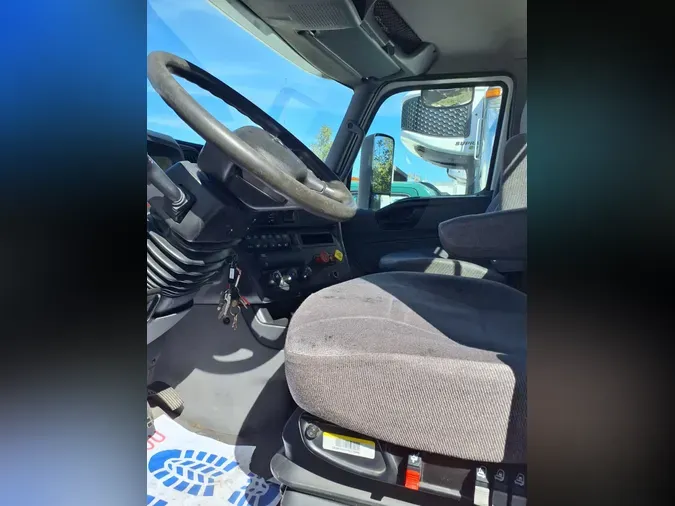 2018 NAVISTAR INTERNATIONAL LT625 DAYCAB T/A