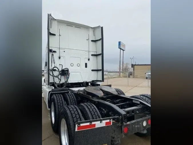 2023 INTERNATIONAL LT