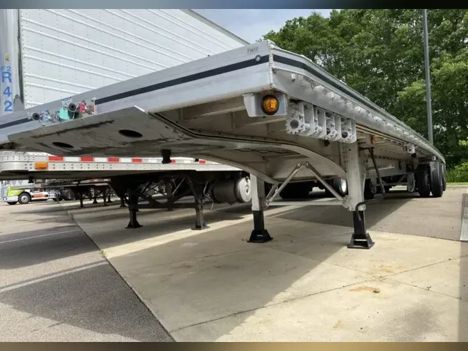 2024 Mac Trailers Flatbed