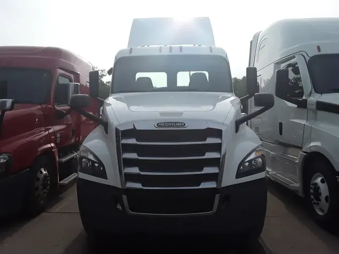 2018 FREIGHTLINER NEW CASCADIA PX12664