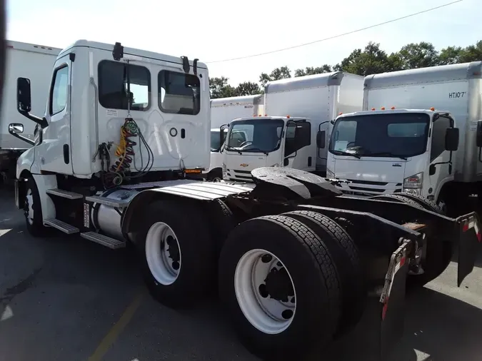 2019 FREIGHTLINER/MERCEDES NEW CASCADIA PX126647c3a570a40ff64487cb94497d10722f5