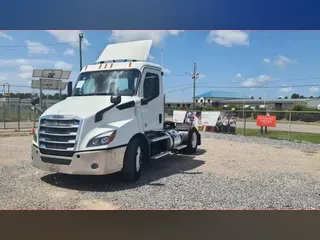2019 FREIGHTLINER/MERCEDES NEW CASCADIA 116