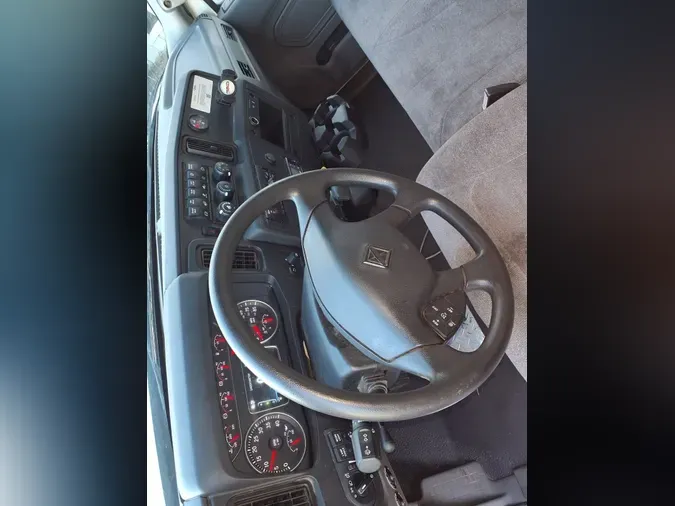 2020 NAVISTAR INTERNATIONAL MV607 (4X2)