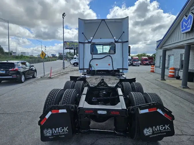 2020 MACK AN64T