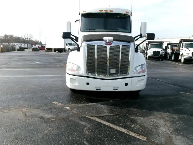 2022 Peterbilt 579