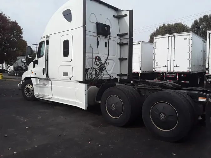 2020 FREIGHTLINER/MERCEDES CASCADIA 125