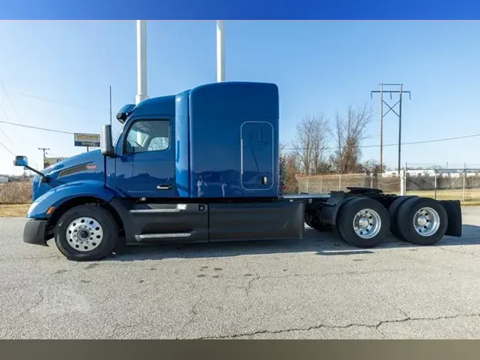 2022 PETERBILT 579