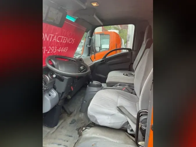2019 ISUZU NQR