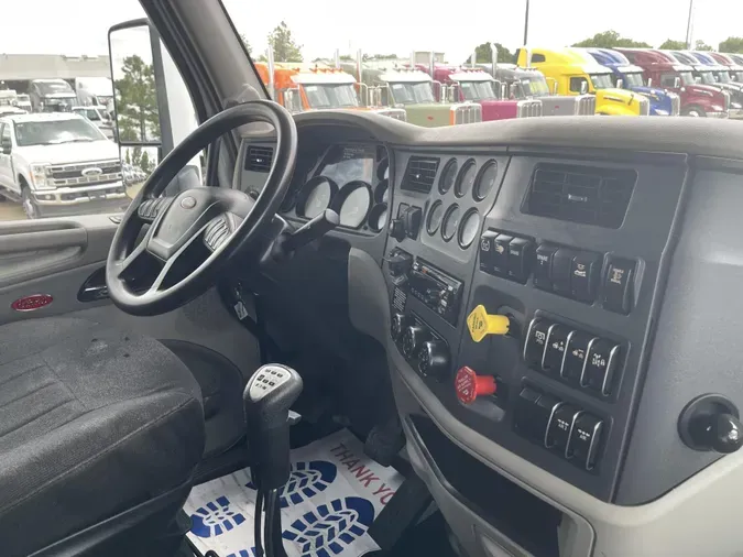 2020 Peterbilt 567