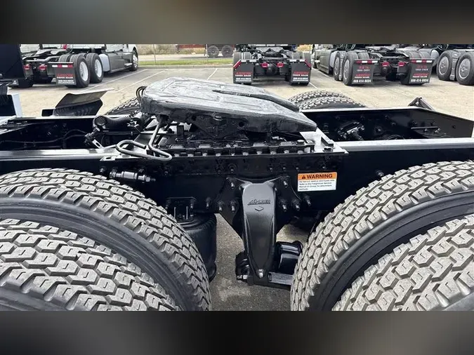 2022 FREIGHTLINER CA126