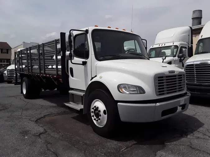 2018 FREIGHTLINER M2 106