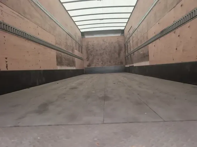 2020 FREIGHTLINER/MERCEDES M2 106
