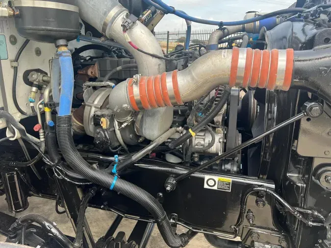 2022 Peterbilt 337
