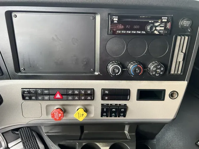 2021 Freightliner PT126SLP