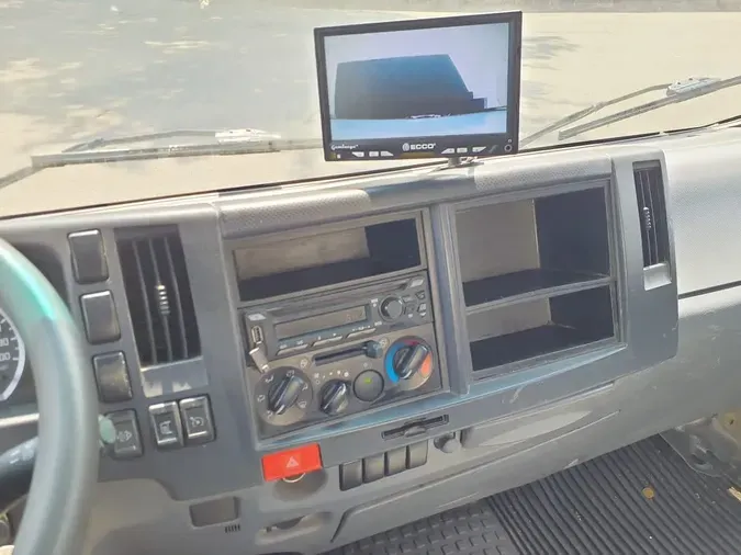 2019 ISUZU NPR