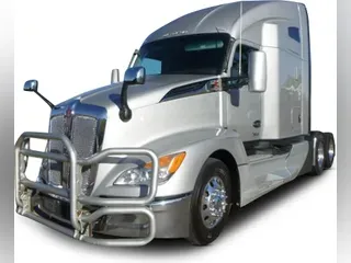 2023 Kenworth T680