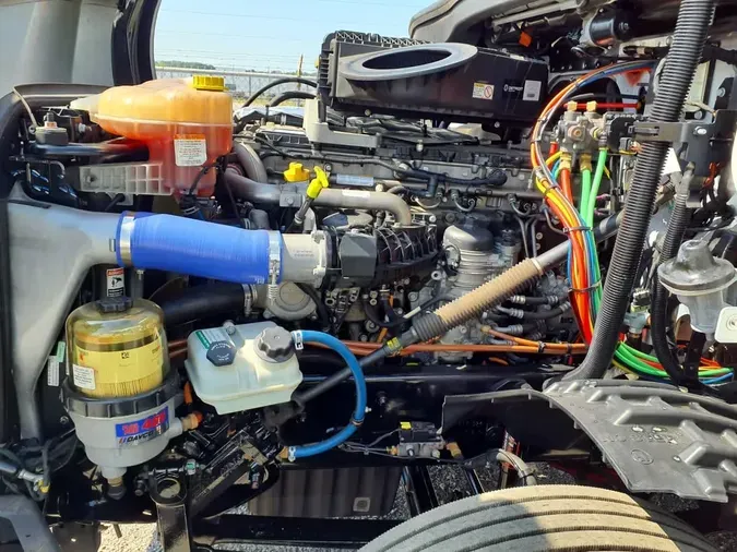 2019 FREIGHTLINER NEW CASCADIA 126