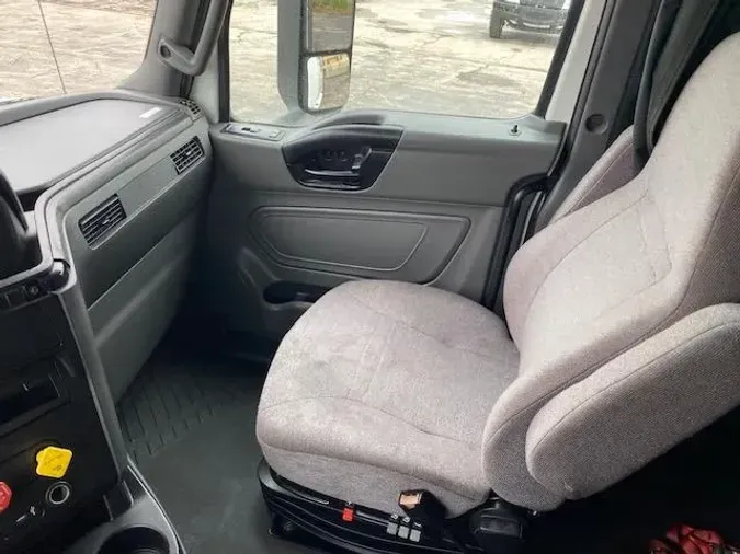 2020 International LT625