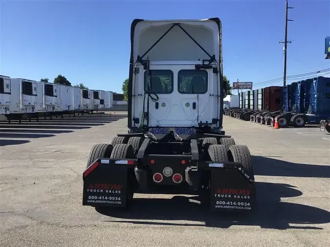 2021 FREIGHTLINER CA126