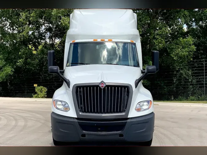 2022 INT LT625 6x4